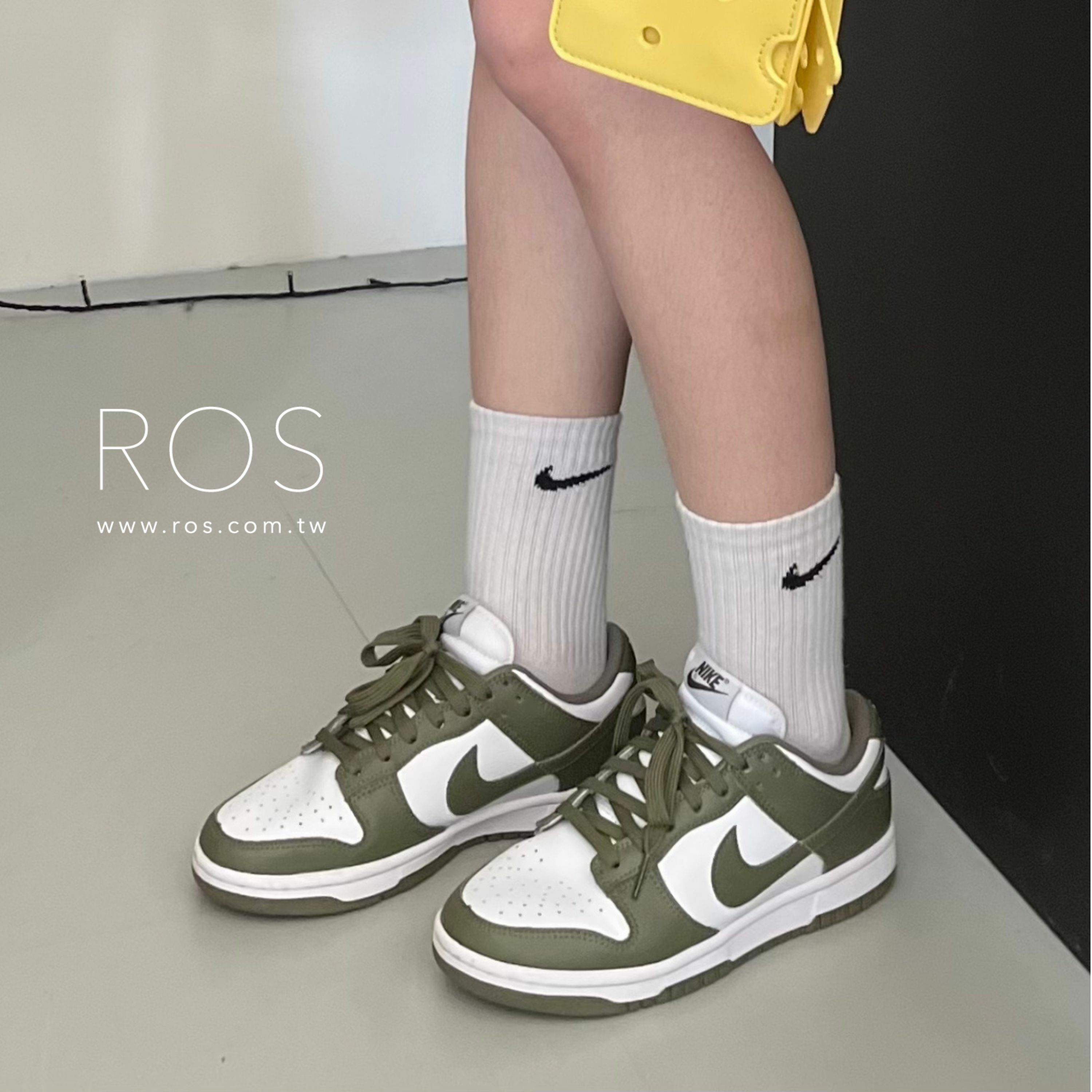 Nike Dunk Low 橄欖綠 (女款)