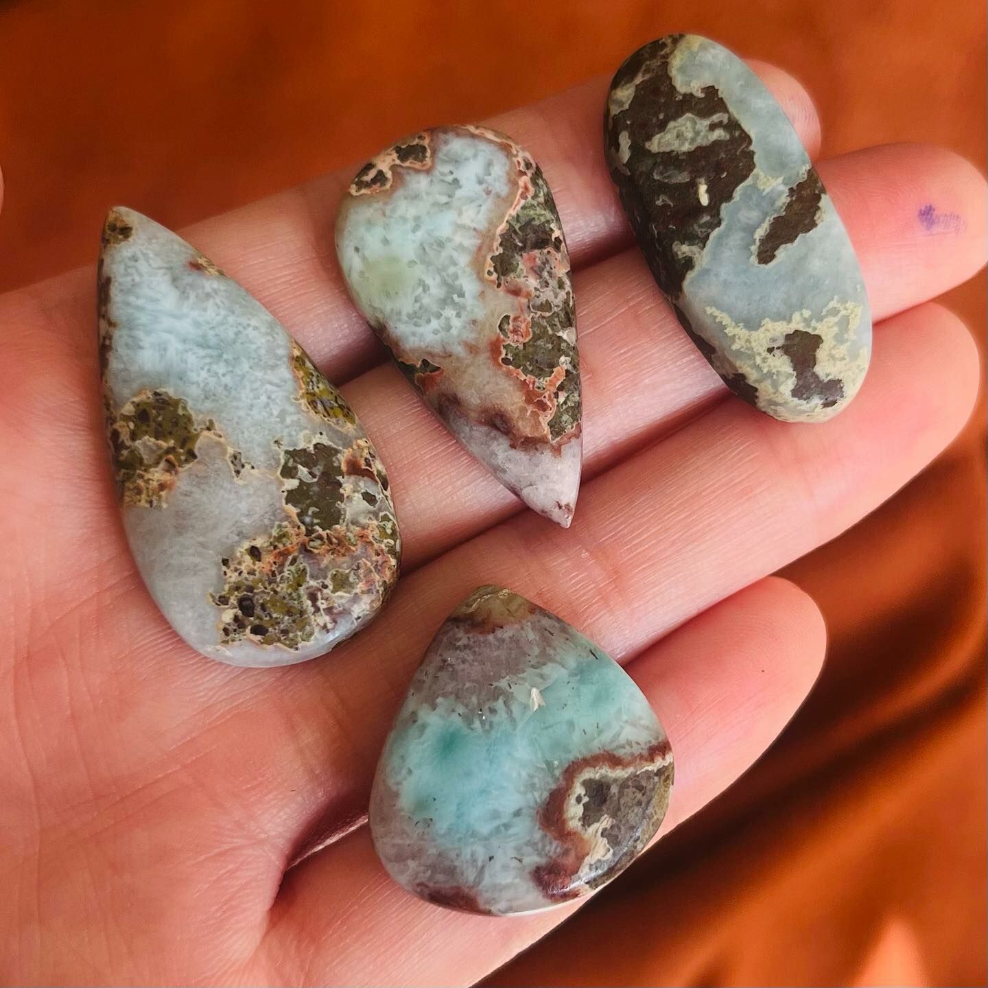 [原石] 拉利瑪海紋石 帶母岩