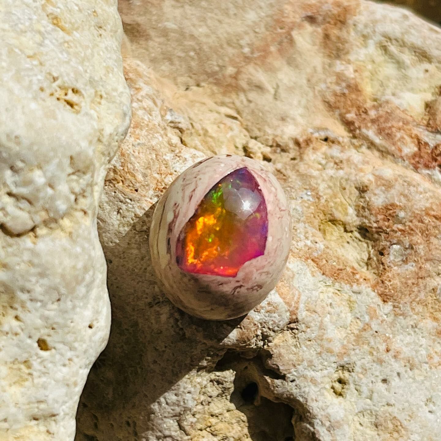 [原石] 墨西哥火蛋白石 粉紅系