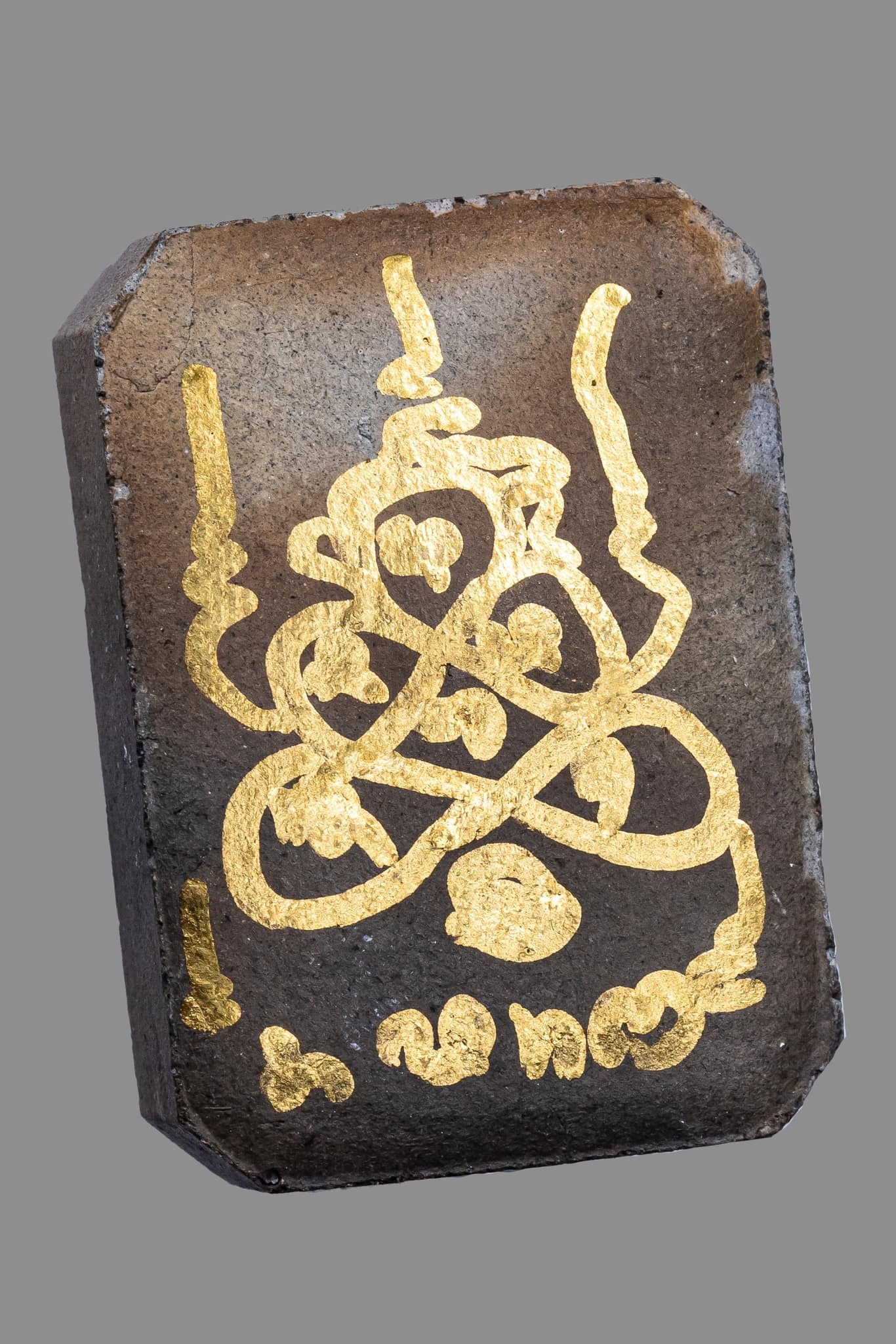 『泰國佛牌』黎逸府 瓦內薩馬奇 帕阿贊丁棟 神獸崇迪『虎咬劍』日全蝕限量版本 03240510