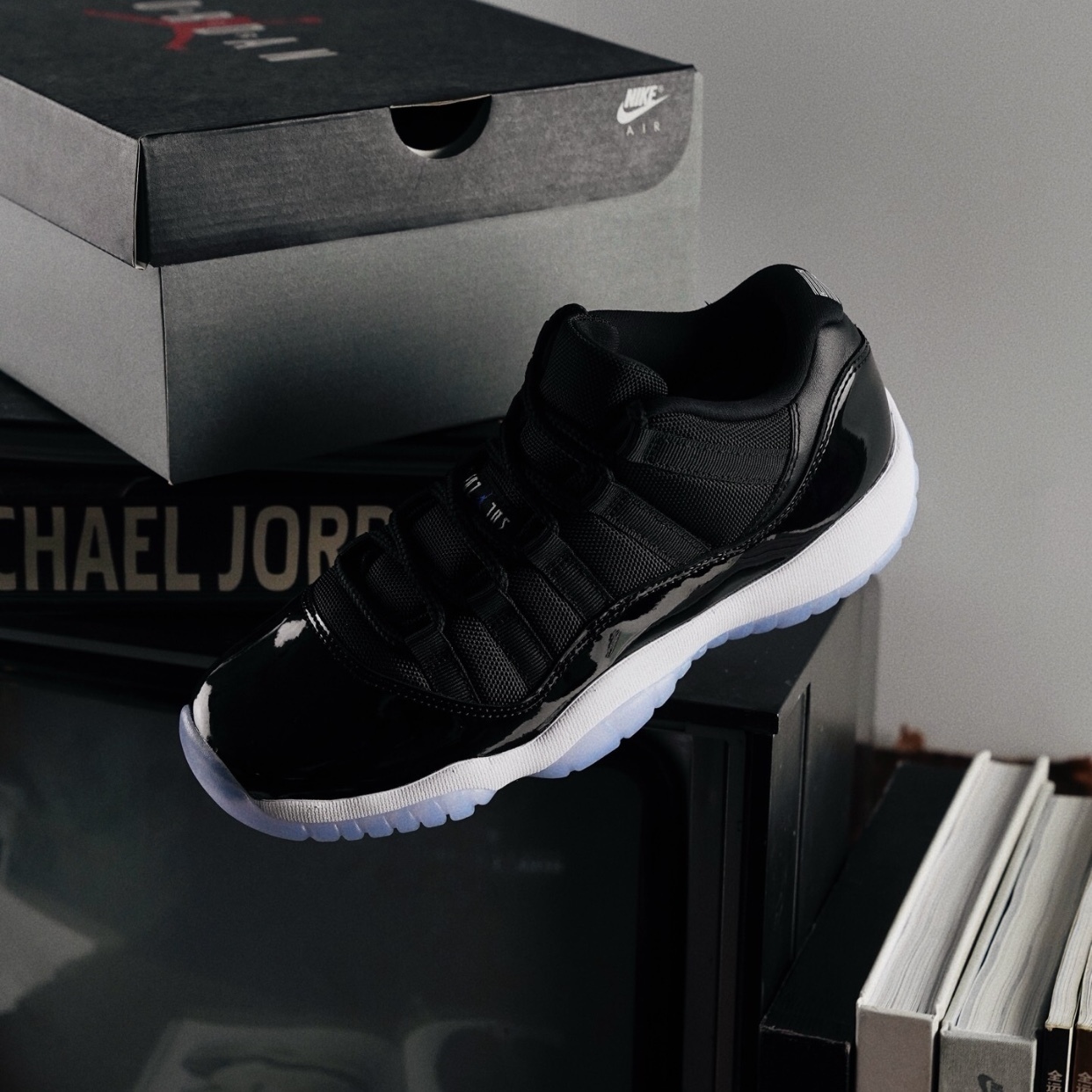 【現貨】Nike Air Jordan 11 Retro Low Space Jam 怪物奇兵 喬丹 經典 復刻 11代 冰底 低筒