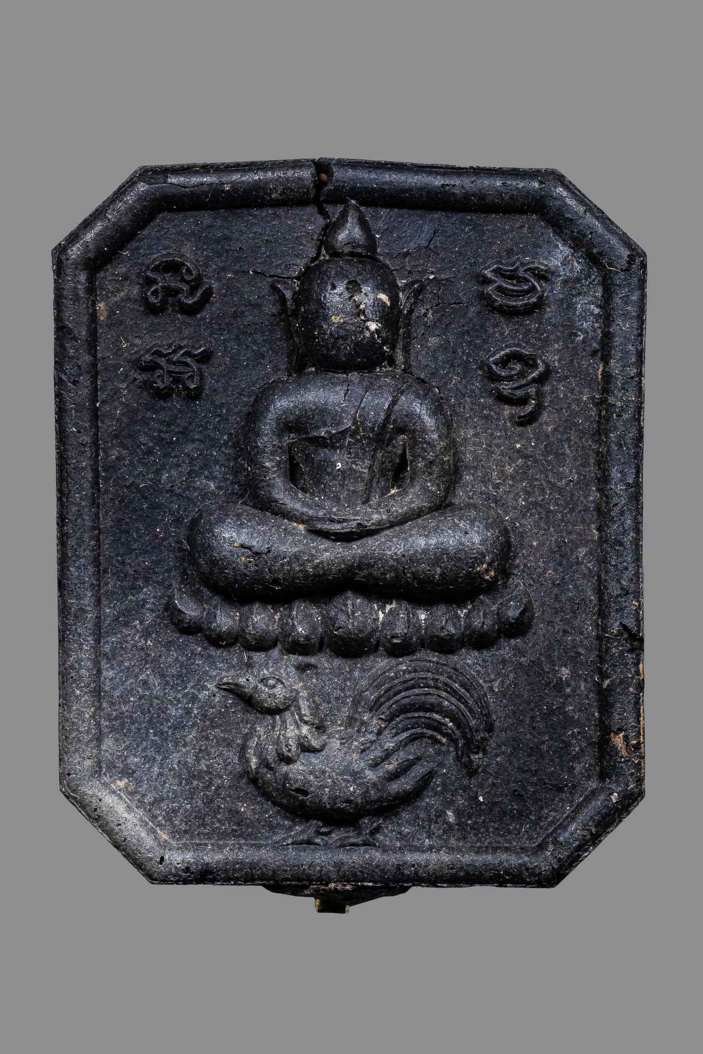 『泰國佛牌』黎逸府 瓦他薩班 帕阿贊棟 神獸崇迪 『神獸崇迪 坐雞』 06240510