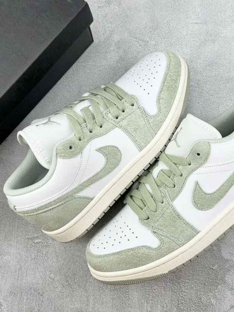 Air Jordan 1 Low SE 薄荷綠