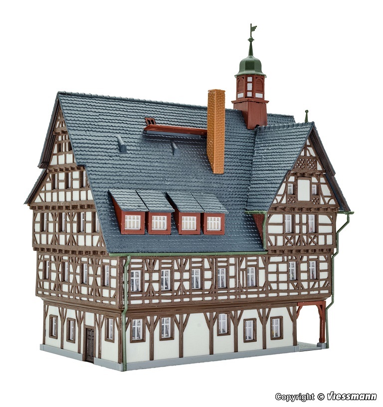 Kibri 38919 HO規 Half-timbered house 半木結構的房子.套件