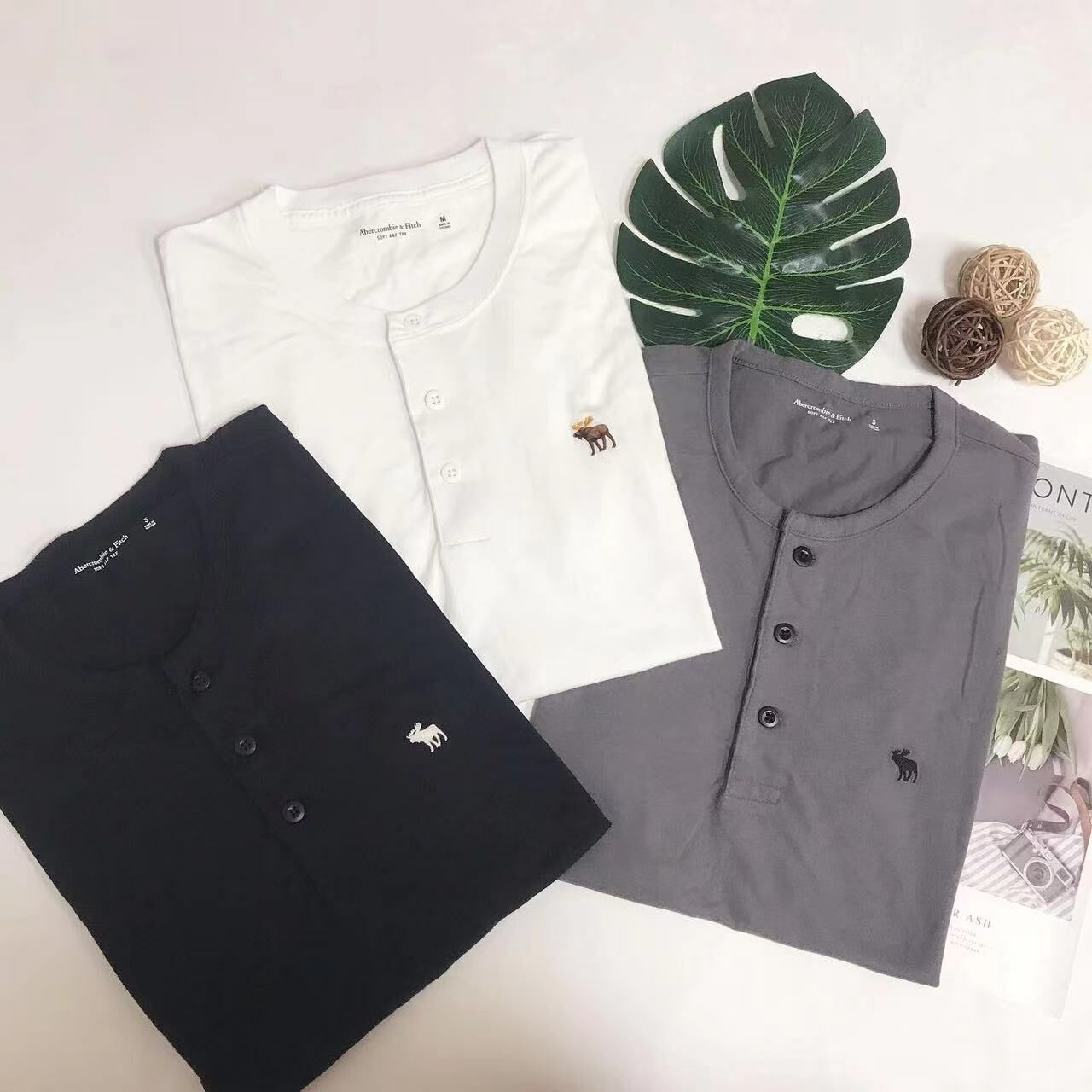 A&F SMALL LOGO HANLEY TEE