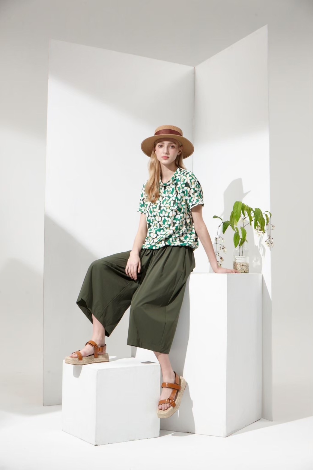 OL時尚休閒輕盈舒適修身顯瘦褲裙U6281