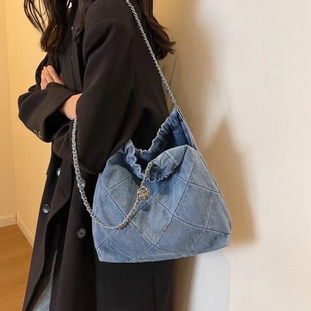 小香風菱格紋牛仔肩背包/二色