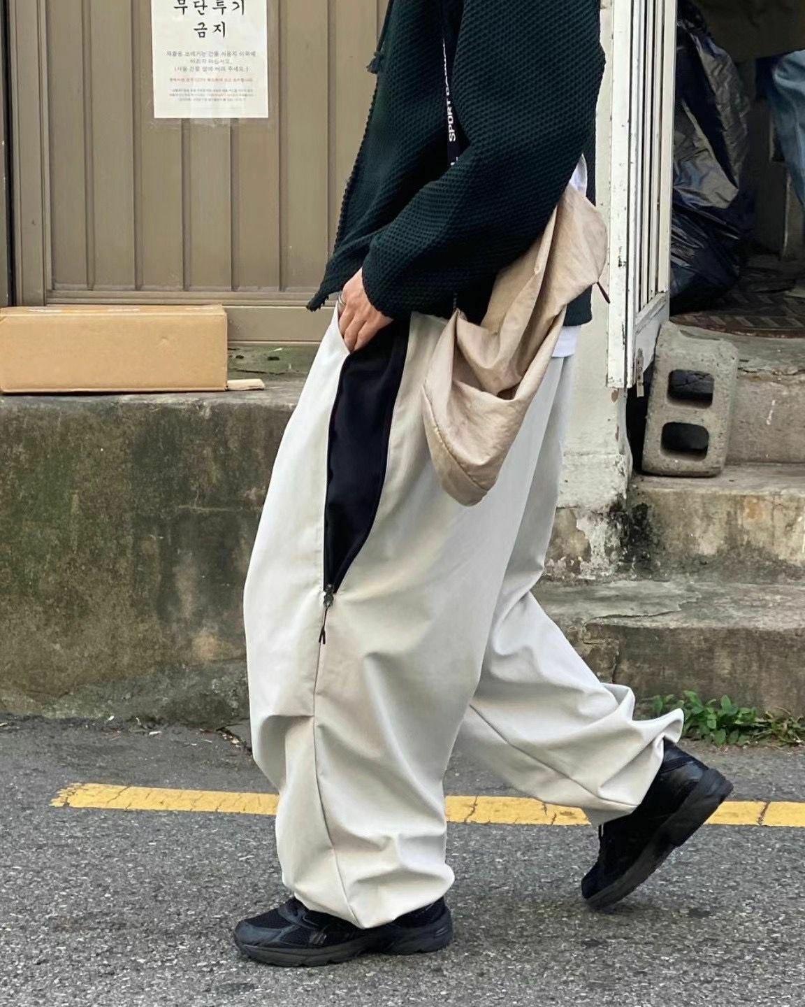 拼色拉鍊鬆身褲 P2362