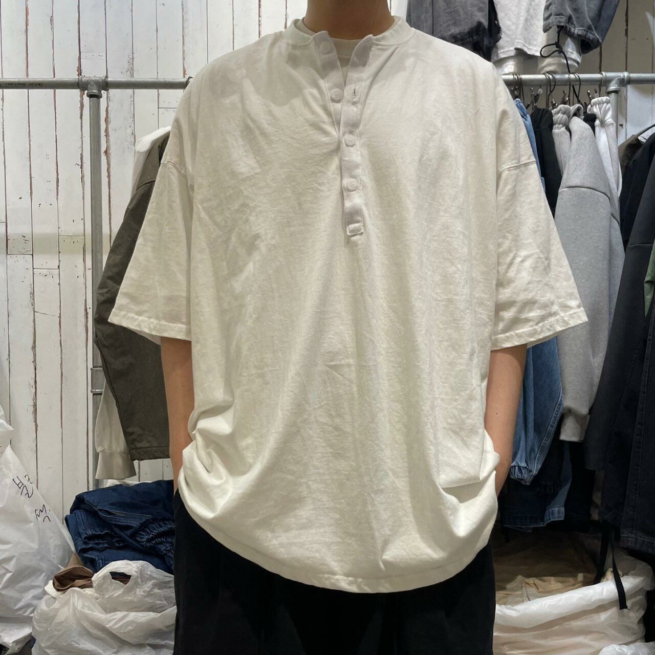 淨色半開胸短袖Tee FARMERS-013T