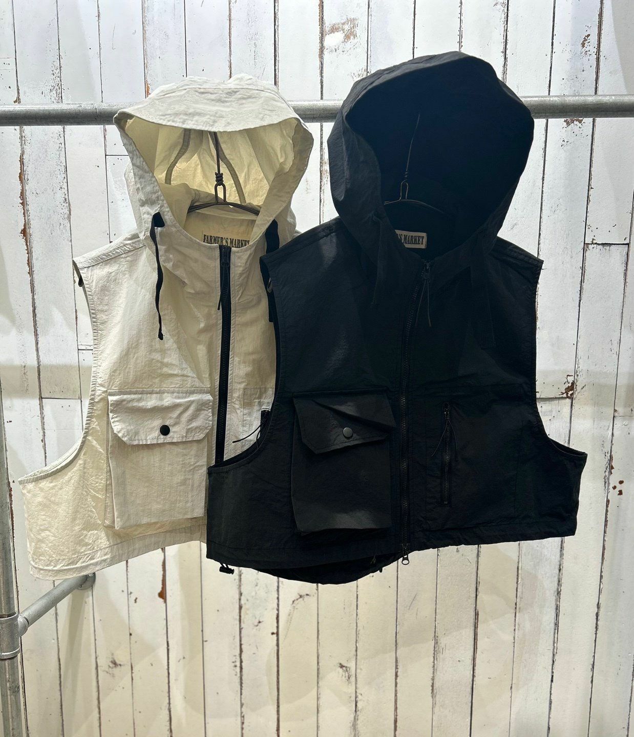 淨色連帽拉鍊短身背心褸 FARMERS-015V