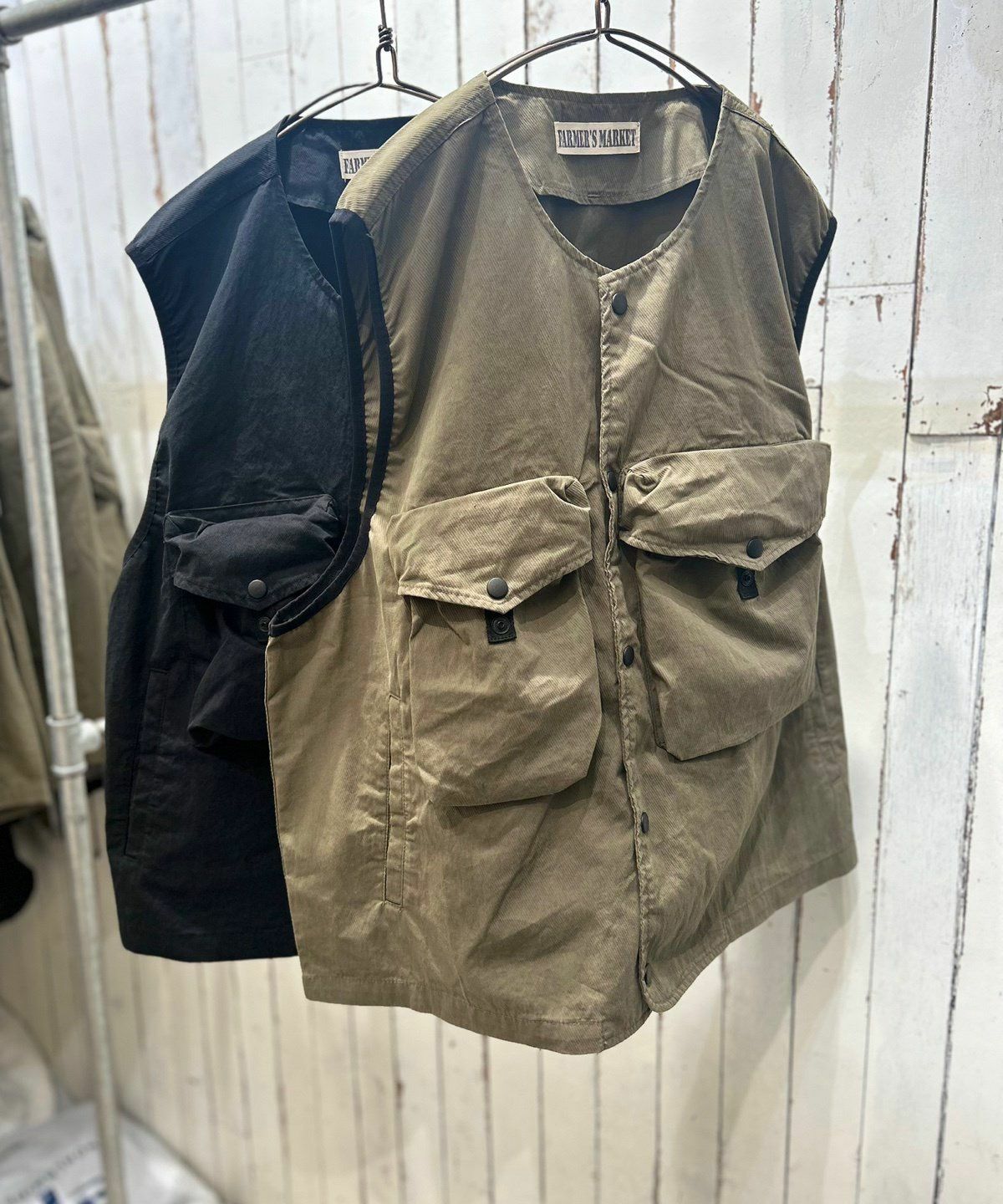 淨色圓領雙袋開胸背心褸 FARMERS-022V