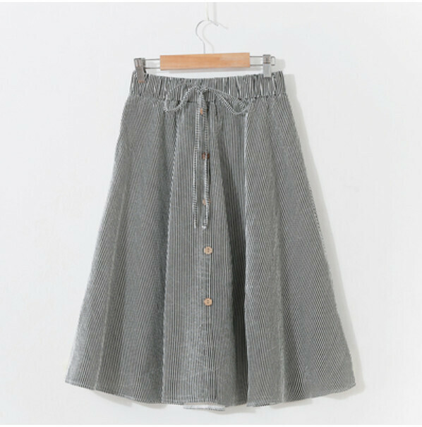 Small fresh elasticated high-waisted skirt (versatile black [striped] one-size-fits-all)