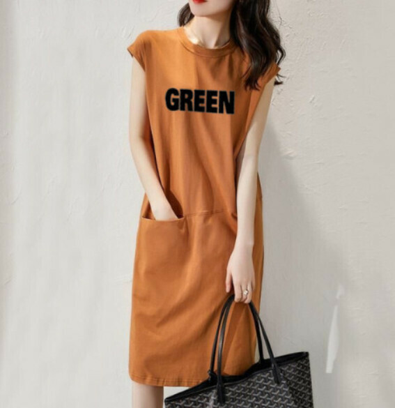 Loose and thin printed T dress [30520 Khaki English] (S-3XL) (Contact customer service to confirm size after placing an order)