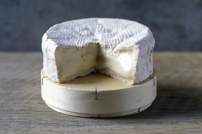 Camembert de Normandie Select Raw Milk AOP