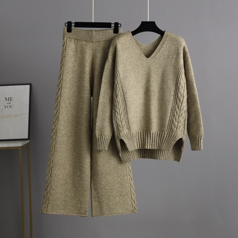 Temperament casual knitted sweater set (one-size-fits-all top + pants khaki)