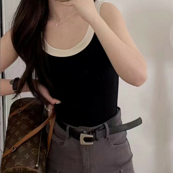 Round Neck Threaded Cotton Camisole Anti-Slip Vest [White Border with Black] [One Size 80-130 lbs]