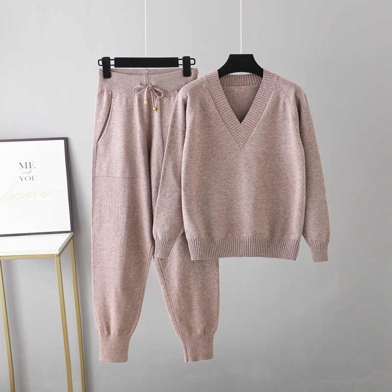 Temperament casual knitted sweater set (one-size-fits-all top + pants flower coffee)