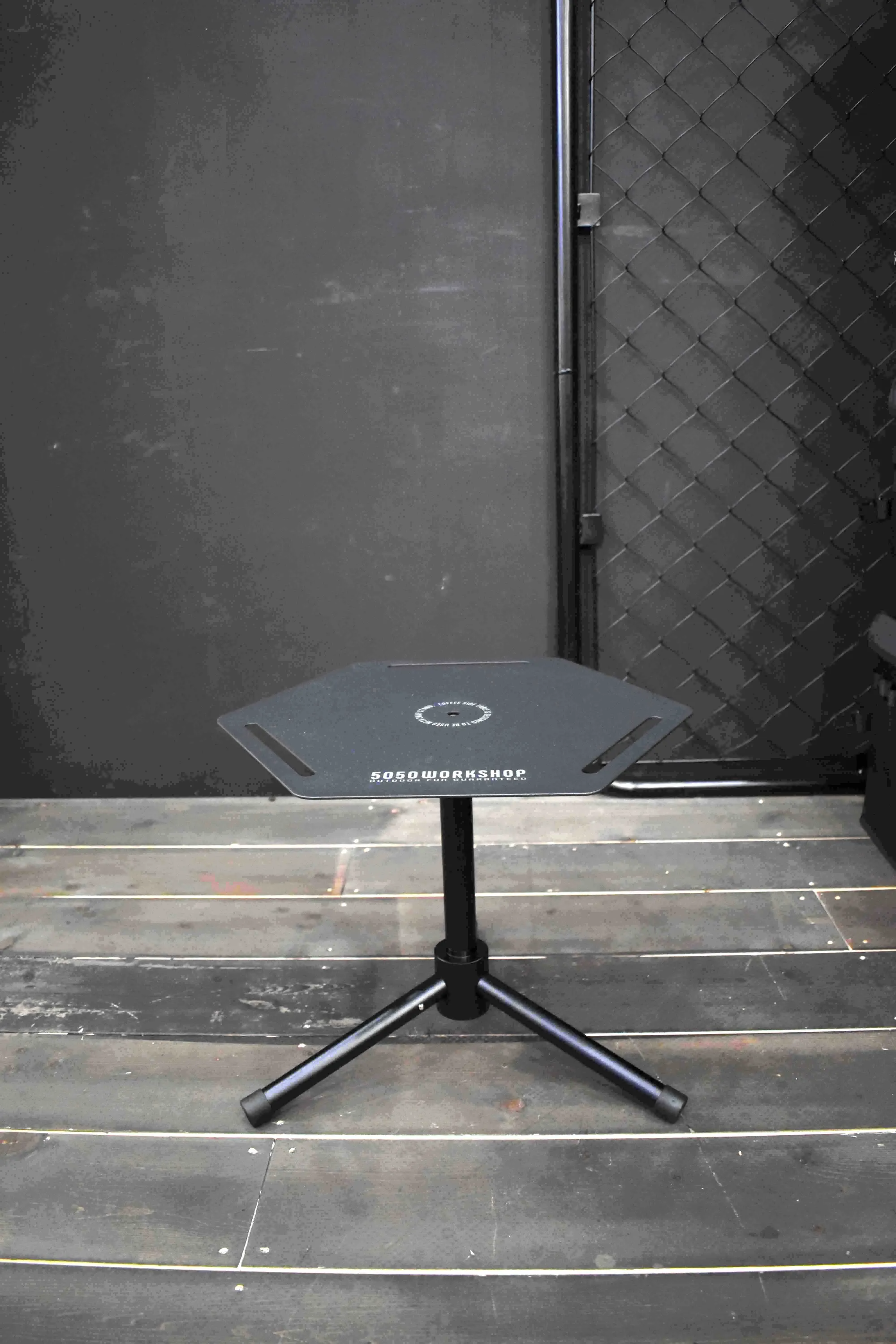 5050WORKSHOP COFFEE SIDE TABLE 5050WORKSHOP COFFEE SIDE TABLE