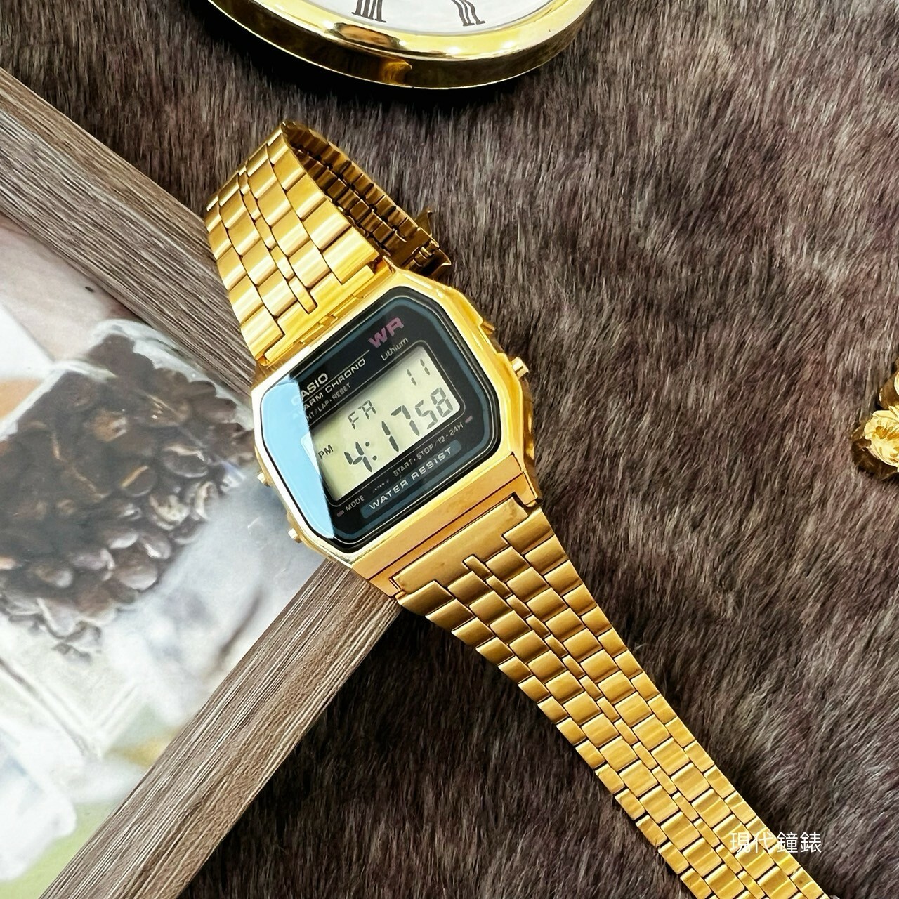 【CASIO 卡西歐】復古金色方型電子錶A159WGEA-1D 33.2 mm 現代鐘錶