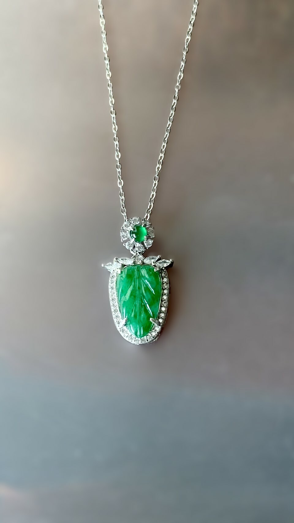 辣綠翡翠銀項鍊丨一葉致富