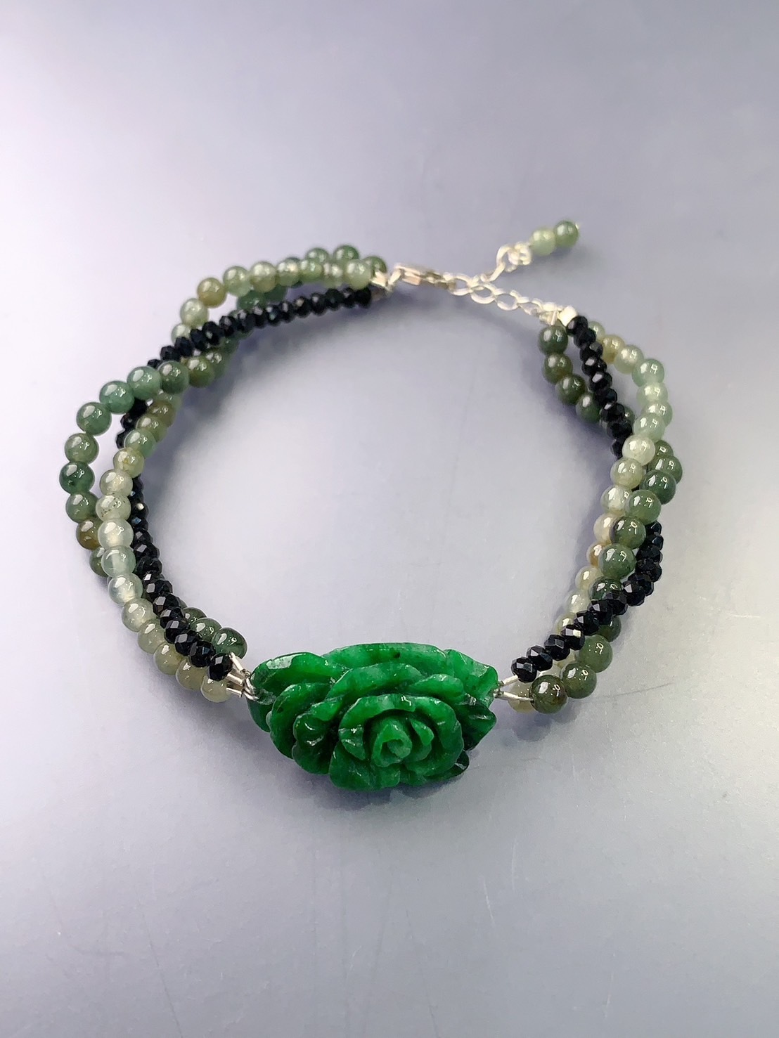 花開富貴丨辣綠花青翡翠手工雕花設計手鍊