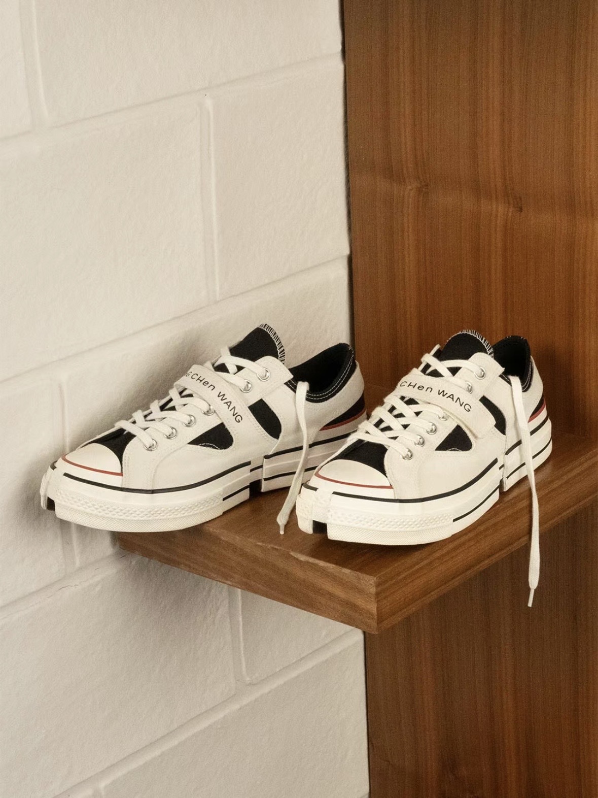 Converse Chuck 70 x Feng Chen Wang 2 in 1  王逢陳聯名款解構帆布鞋 白
