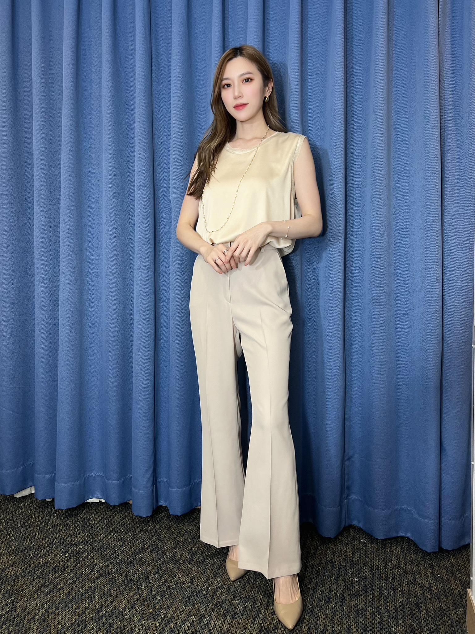 滾邊透紗設計背心