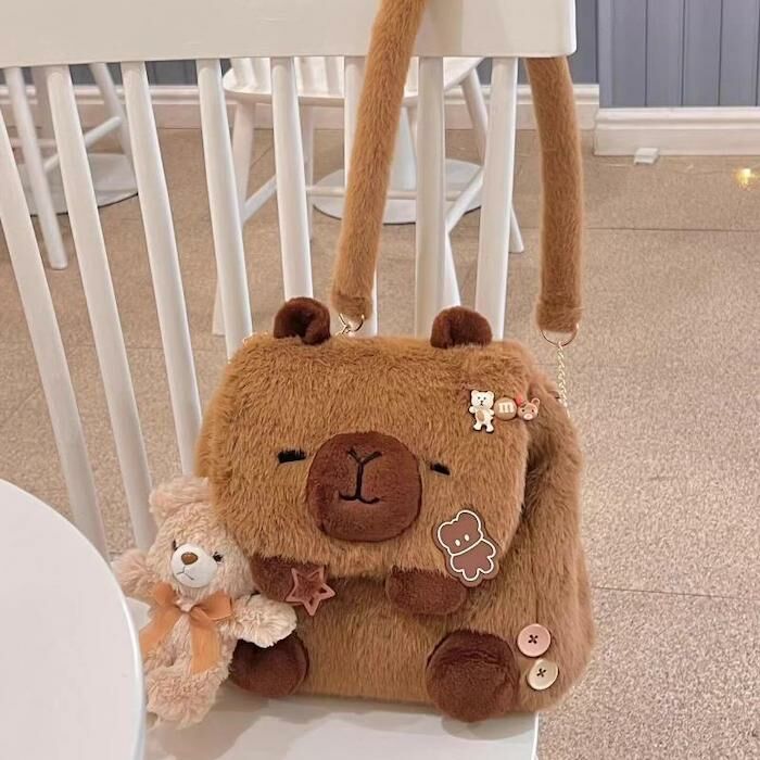 《51218》毛絨絨水豚君雙肩包