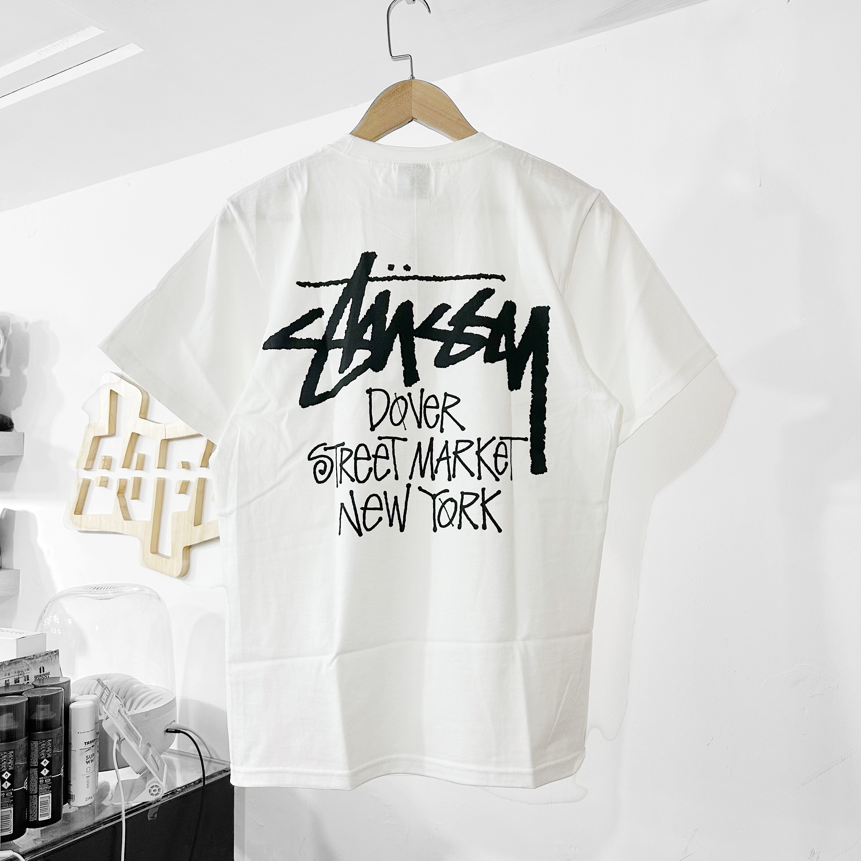 STUSSY SS24 DSM NEW YORK TEE 三色BLACK / WHITE / NAVY STUSSY SS24 DSM NEW YORK TEE 三色BLACK / WHITE / NAVY