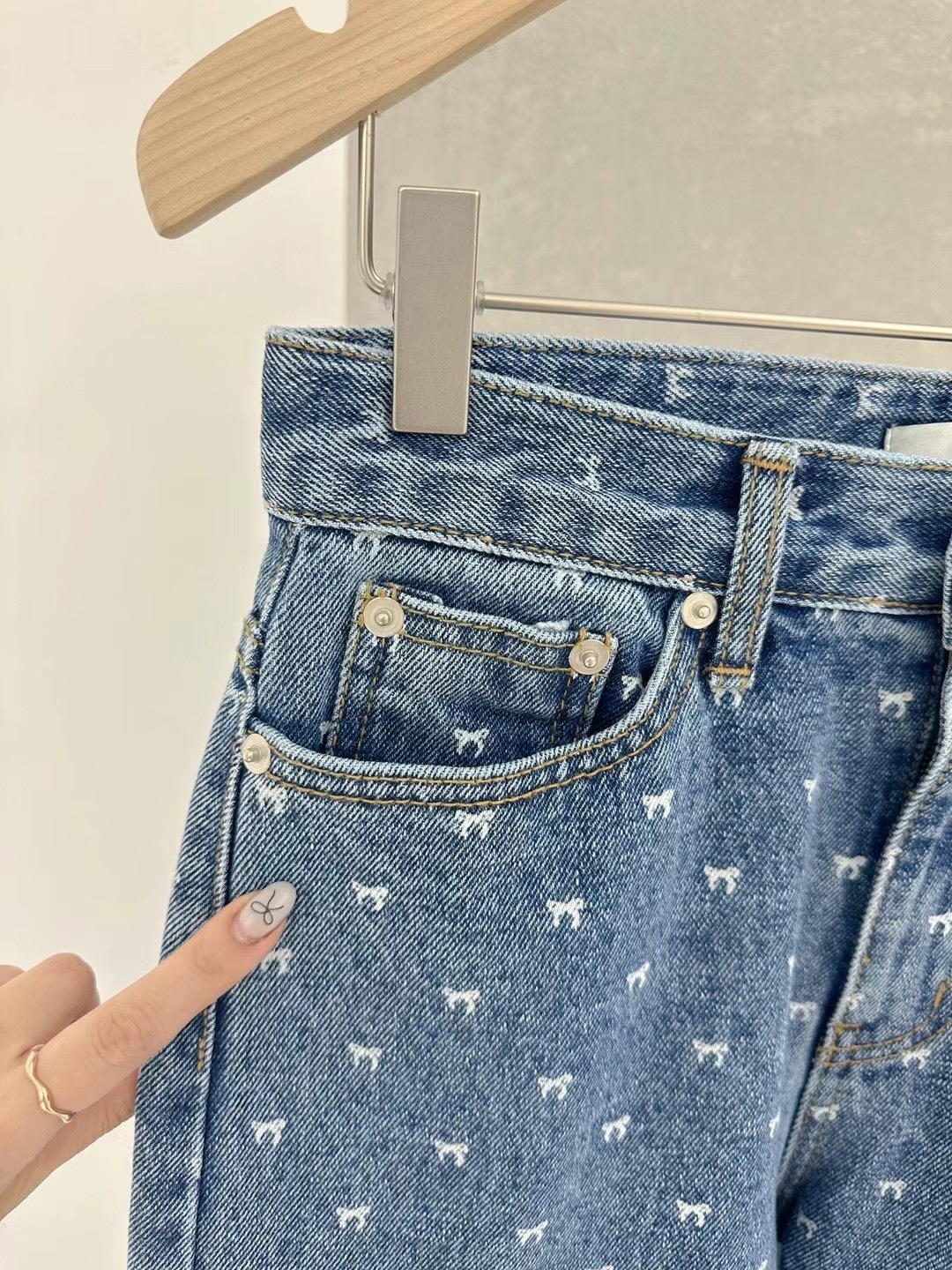 正韓水印蝴蝶結直筒牛仔褲