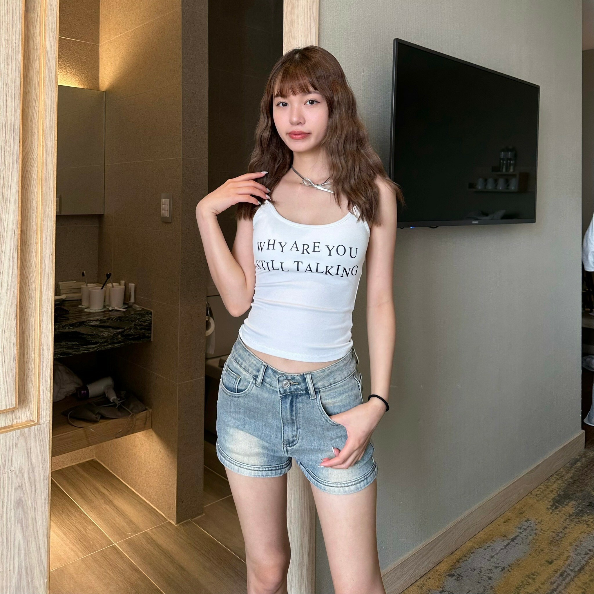 時髦復古藍彈力辣妹牛仔短褲