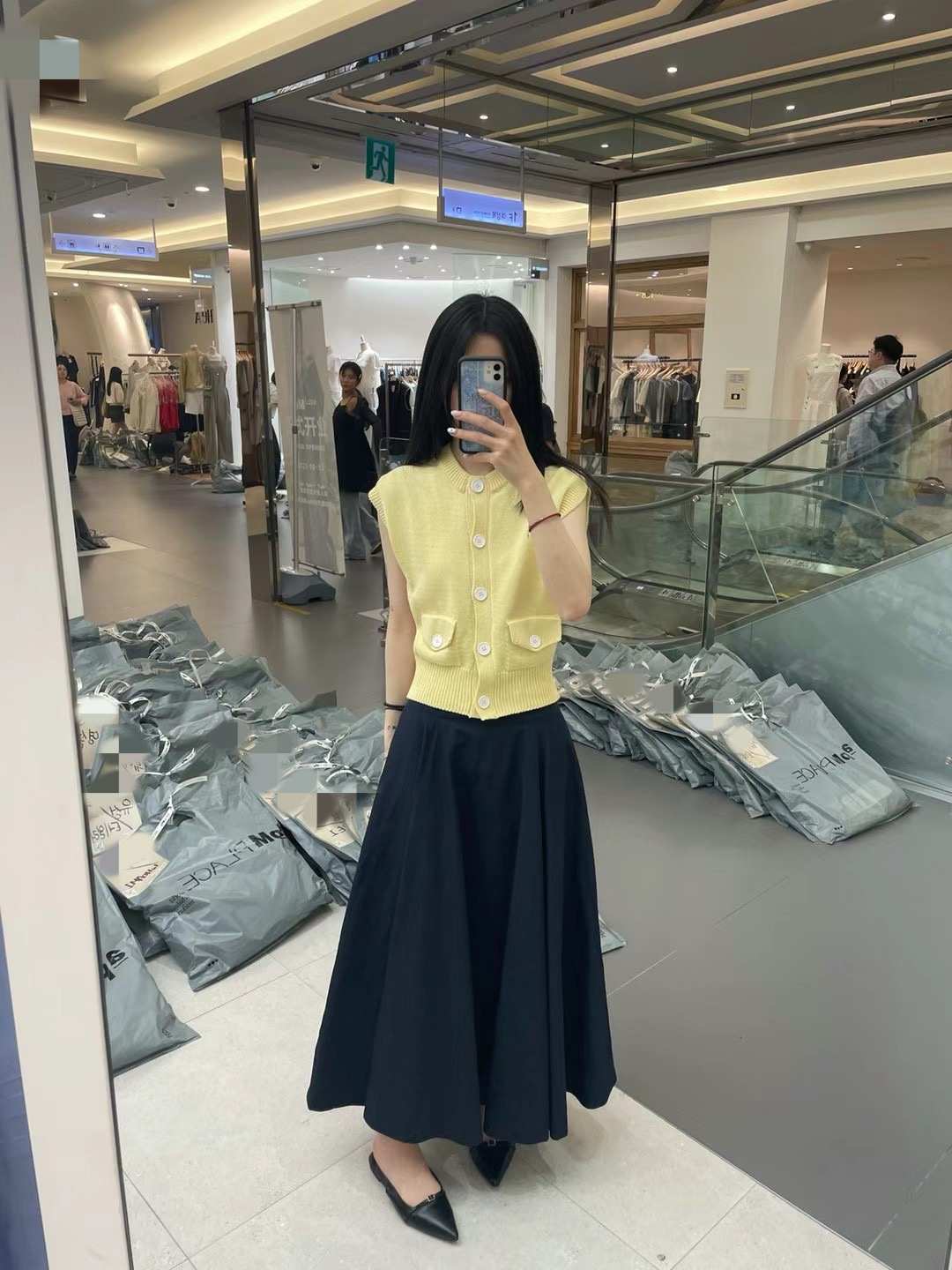 正韓圓領針織落肩背心