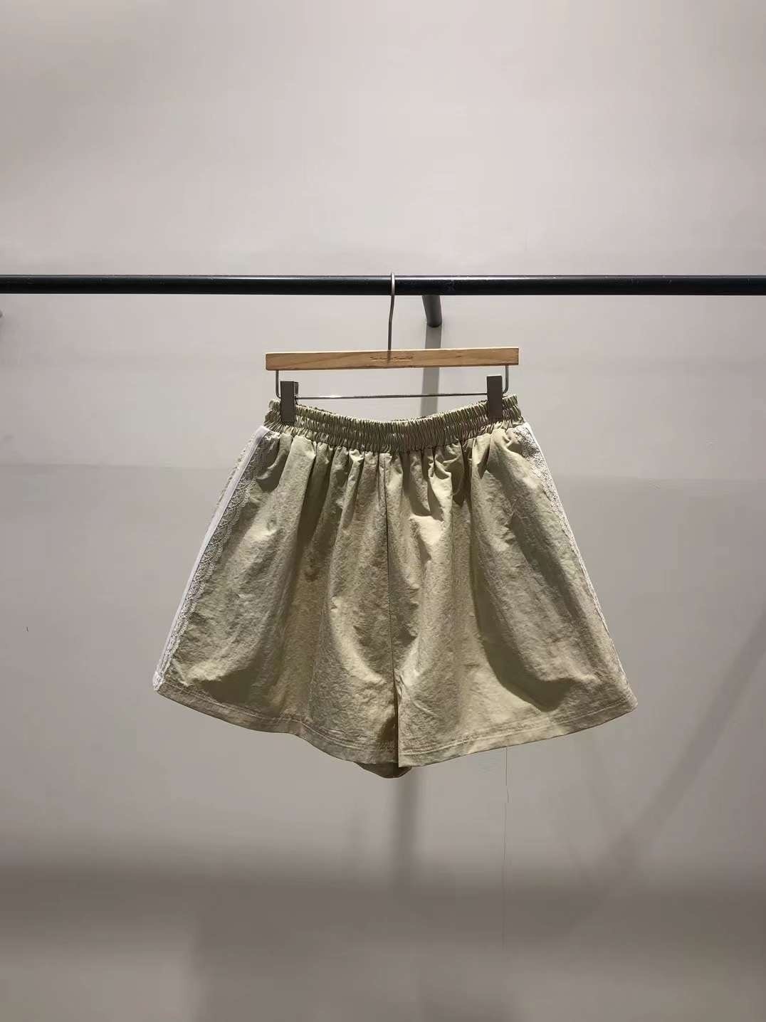 ME2卡其色短褲 -M