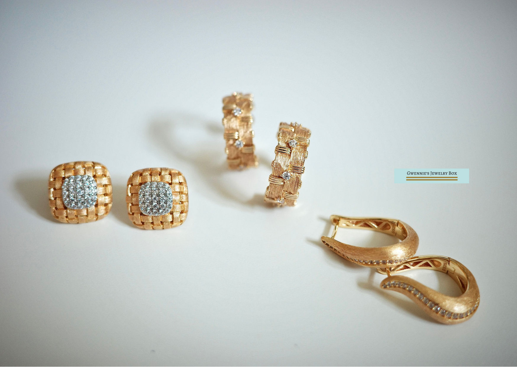 【梵谷印象 - 既視感】- 夏日暖葵, 金燦麥田, 星夜詩琴