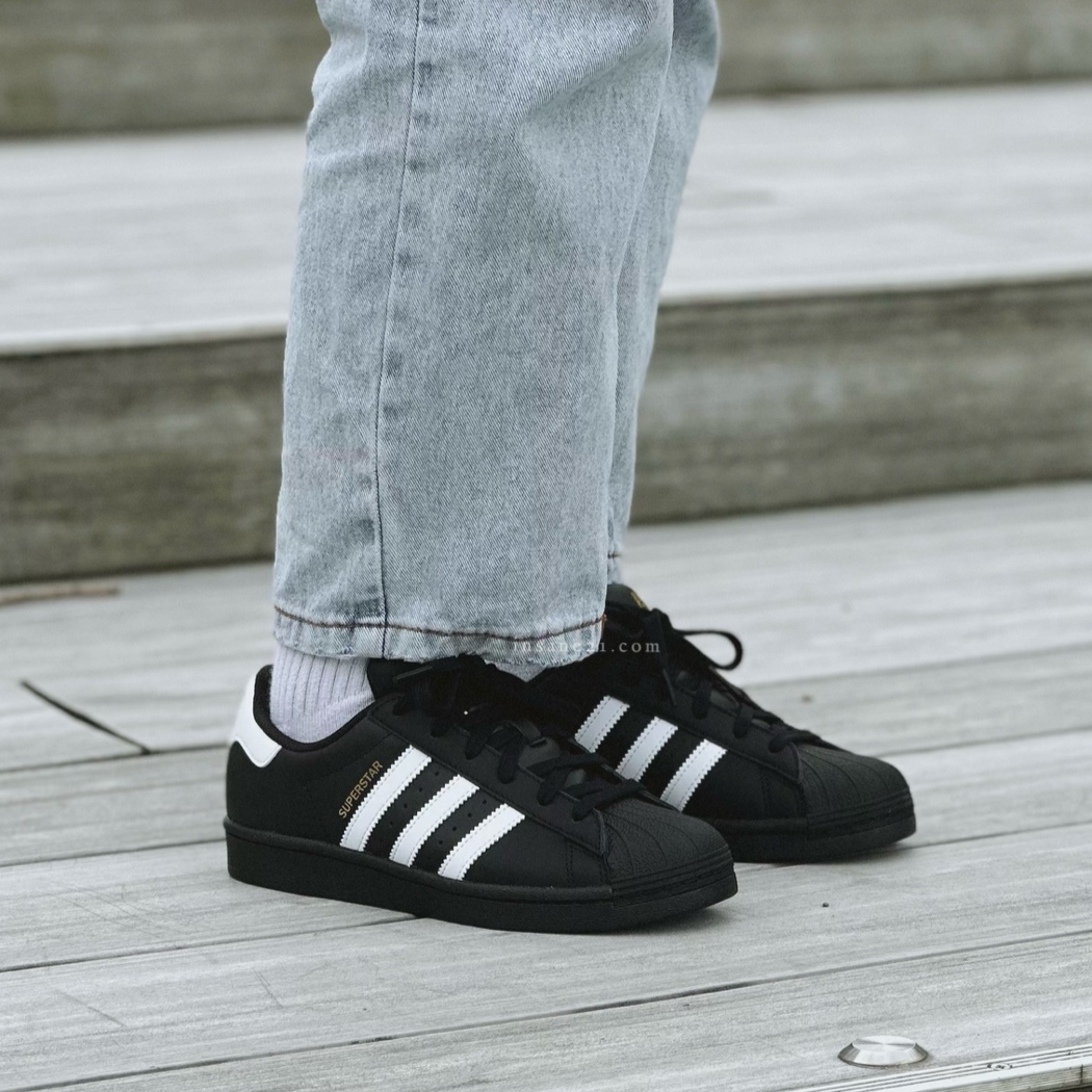 ADIDAS SUPERSTAR  金標 全黑 貝殼頭 休閒鞋 EG4959