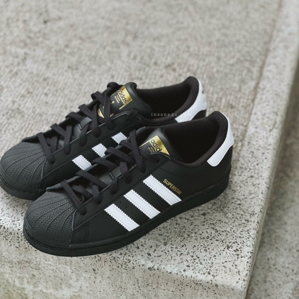 ADIDAS SUPERSTAR  金標 全黑 貝殼頭 休閒鞋 EG4959