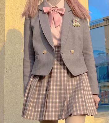 熱賣短款徽章長袖西服女外套(灰色)(尺碼:S-XL)(下單後聯絡客服確認發貨尺碼)