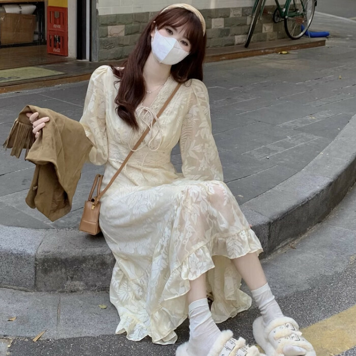 Hot selling lace dress (size S-L) (apricot long skirt) (contact customer service after placing order to confirm delivery size)