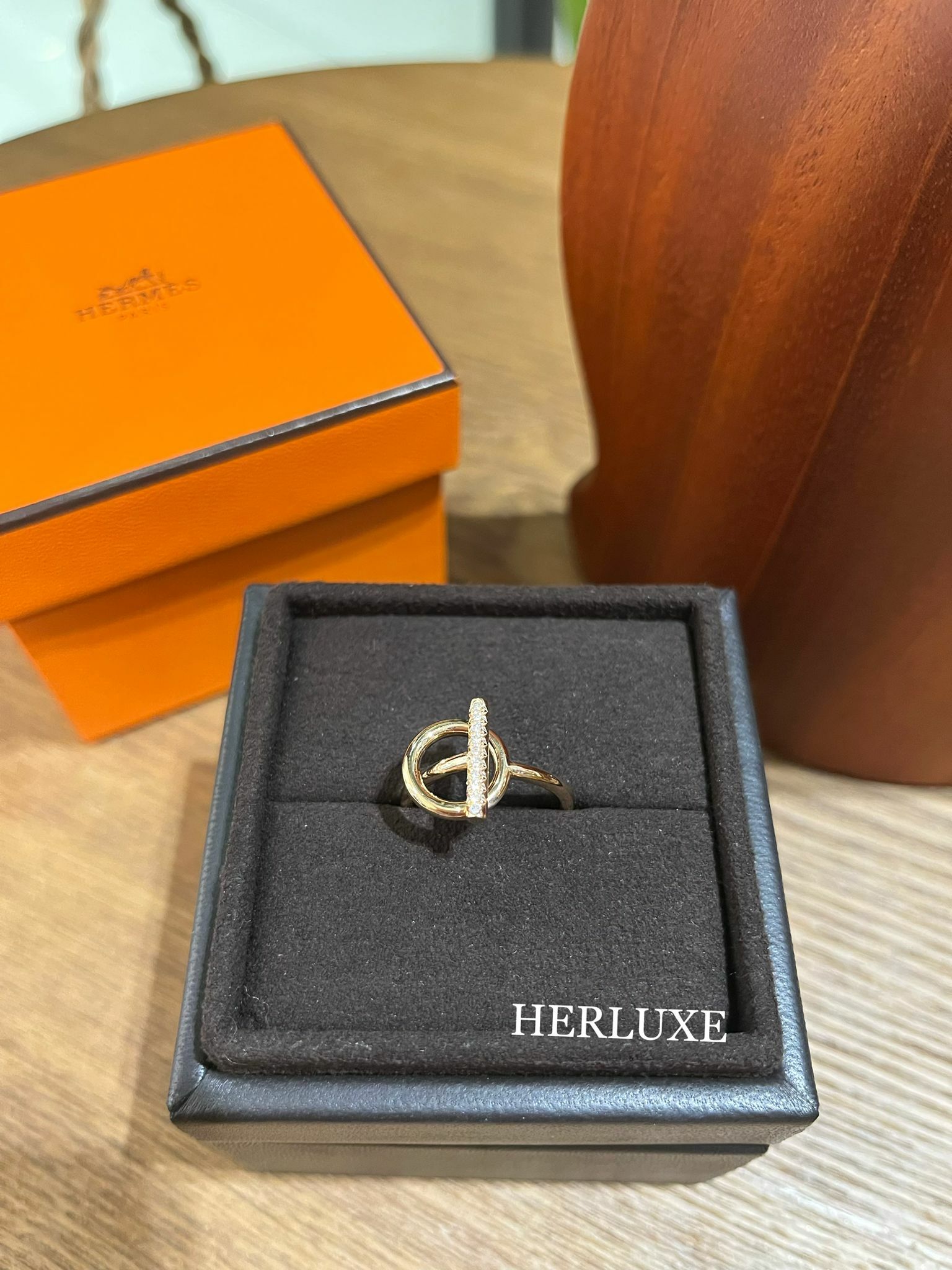 Echappee ring 10D 0.07ct  (可預訂size)