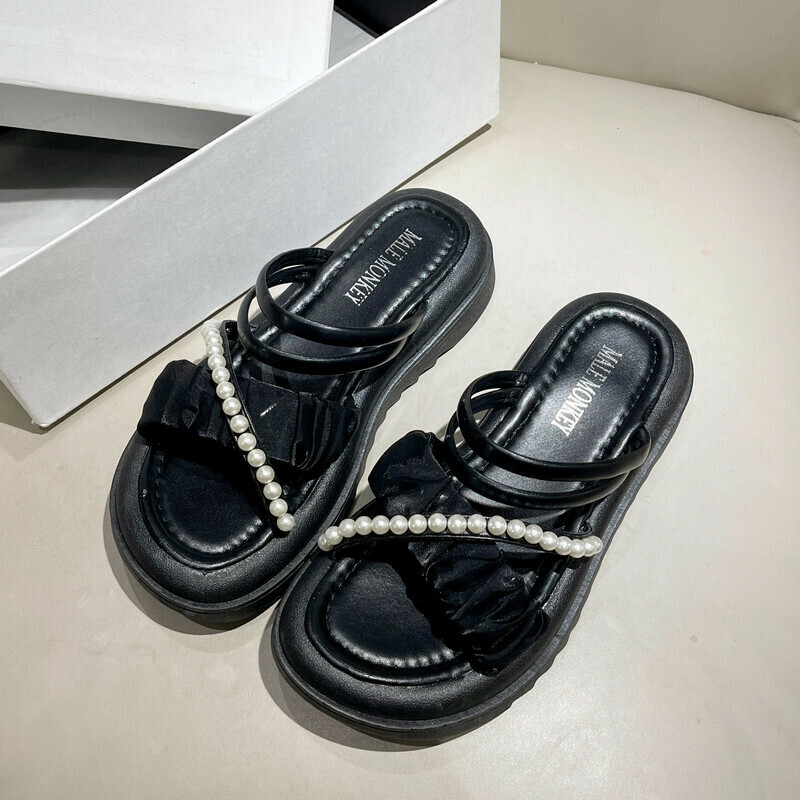 Hot selling two-wear slippers (black size 35-40) (please contact customer service to confirm the delivery size after placing the order)