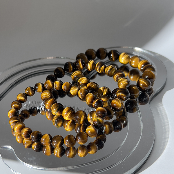 yellow-tigerite