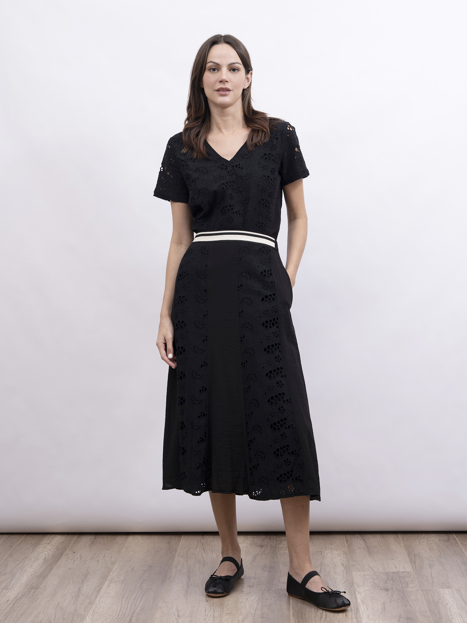 mi-tu 通花V領上衣