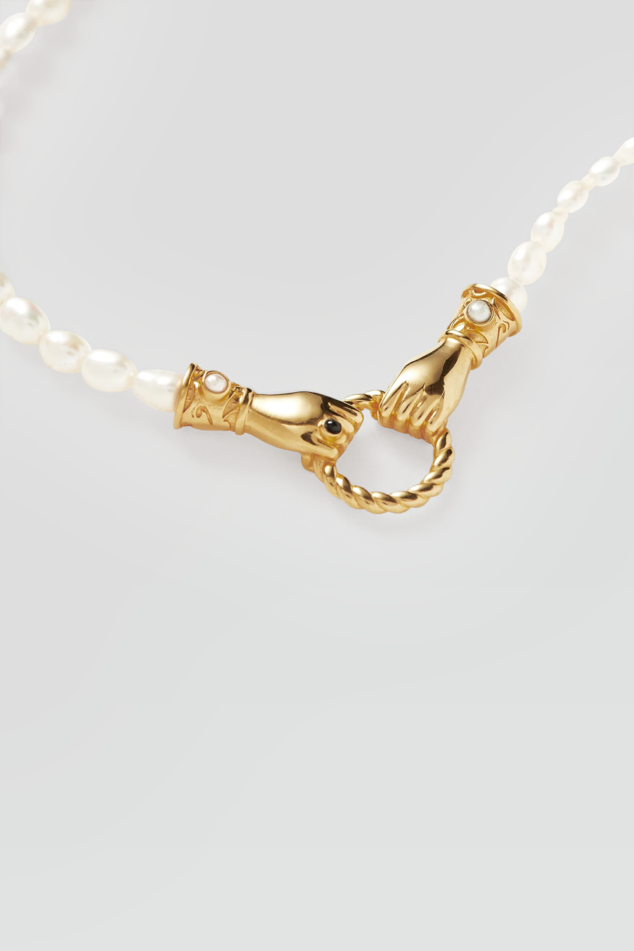 MISSOMA｜IN GOOD HANDS 雙手造型珍珠項鍊