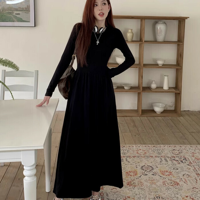 Hot Selling Simple Long Sleeve Knitted Long Skirt (One Size Fits All) (Black)