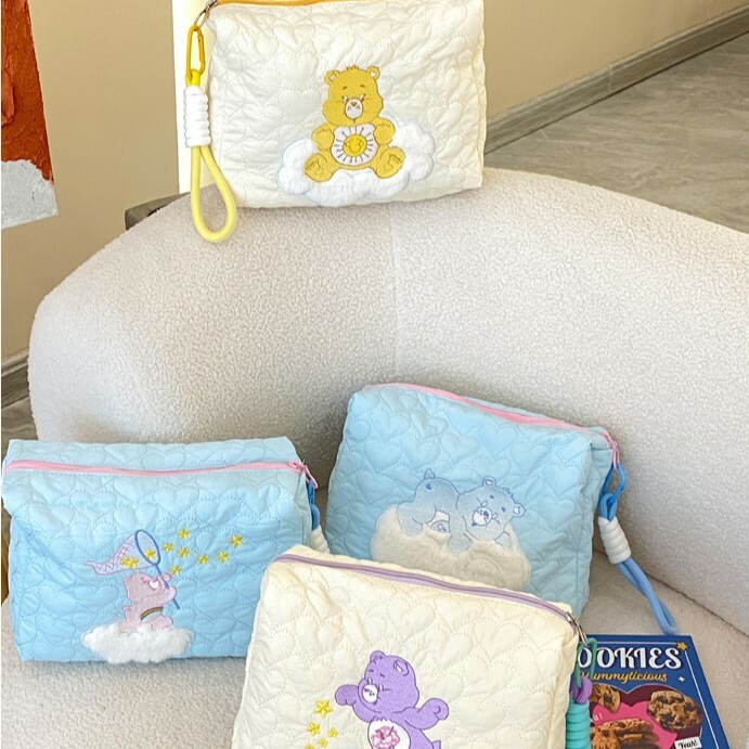 《4184》Carebears愛心熊立體雲朵化妝包