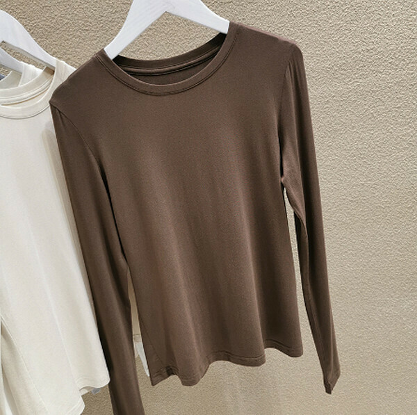 Thin Slim Crew Neck Long Sleeve Mask T-Shirt [Coffee] [80-130 lbs One Size]