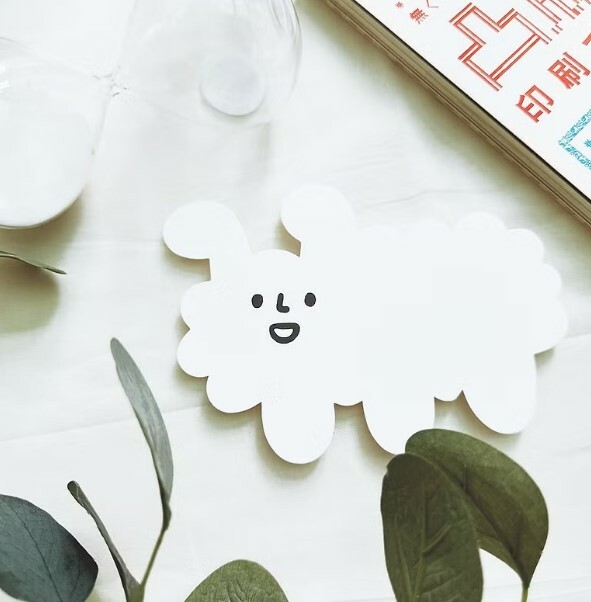 YO HAND STUDIO POSTCARD DOG DOG CLOUD SMILE