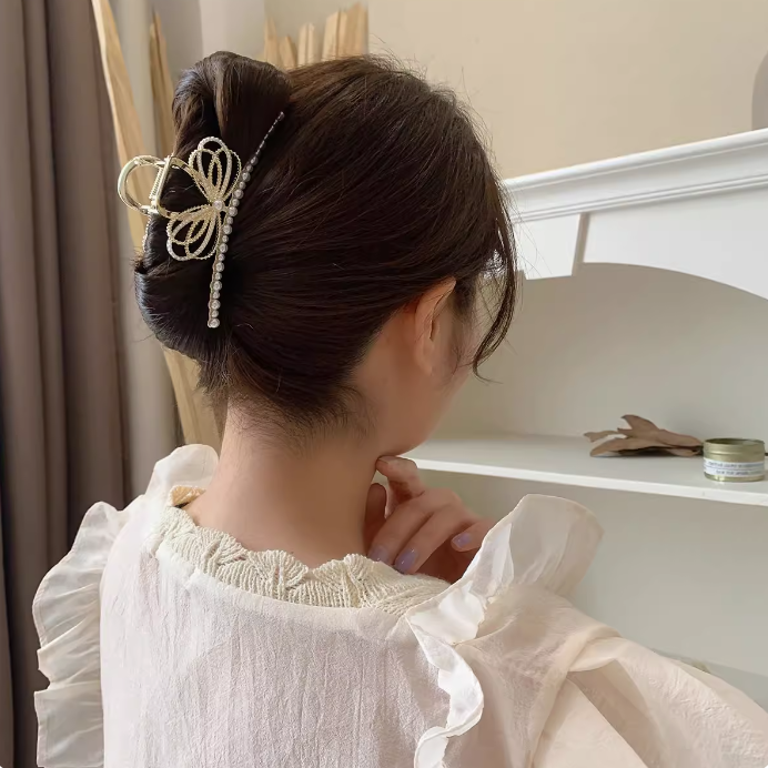 Large Pearl Ribbon Hair Claw