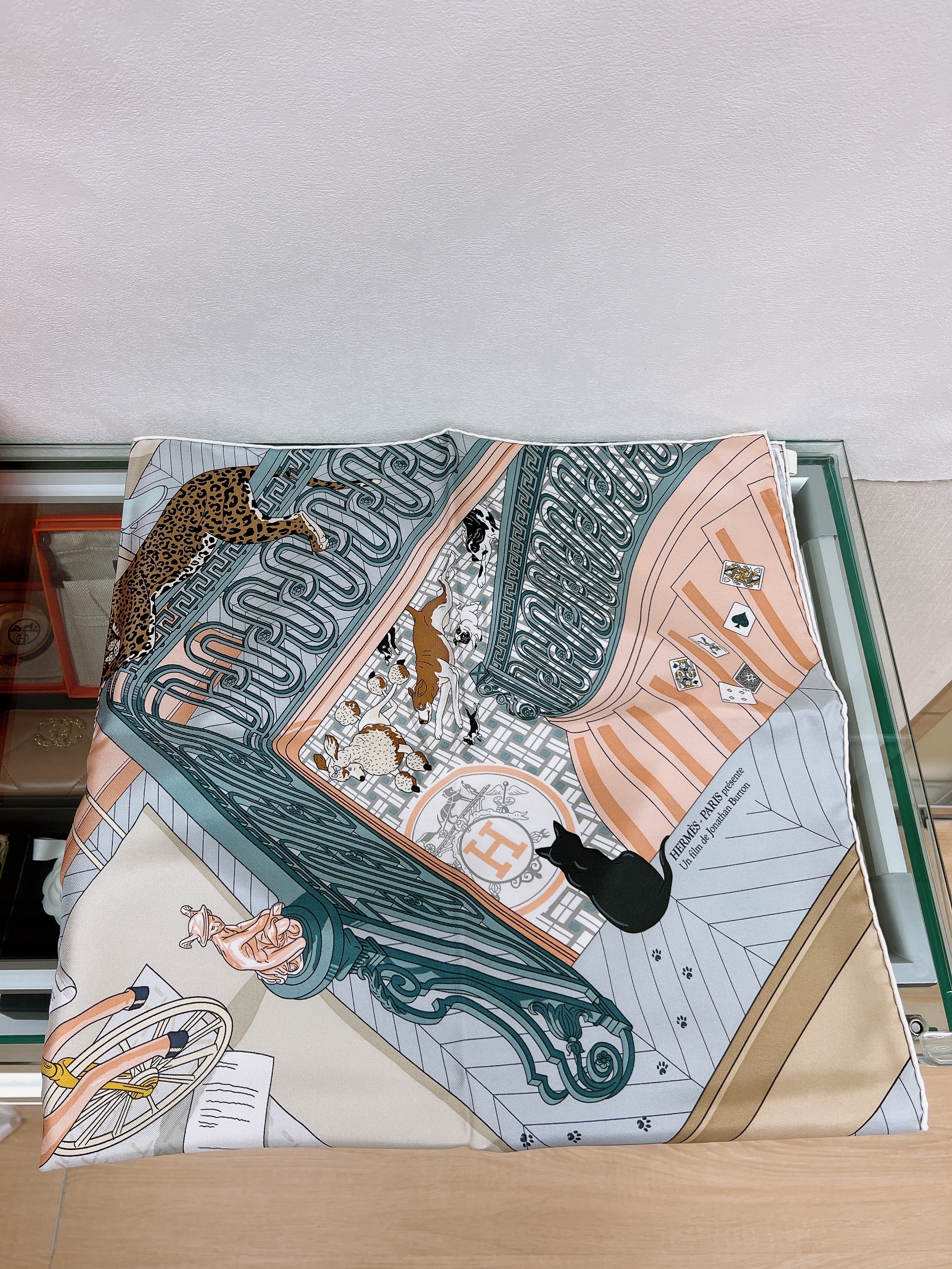 *Unused* Hermes scarf 90cm (mystere au 24)