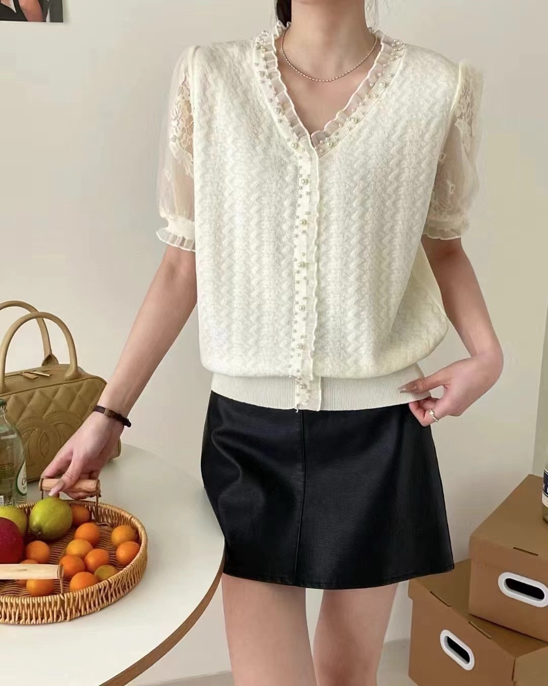 氣質珍珠針織上衣 袖口澎袖-三色